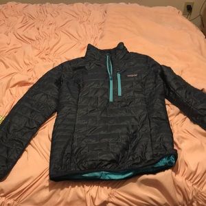 Women’s Patagonia pullover